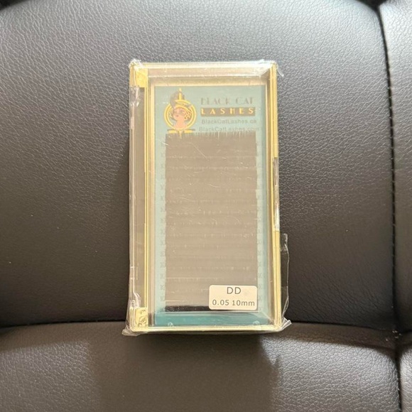 Black Cat Lashes DD 0.05 10MM - Picture 3 of 4
